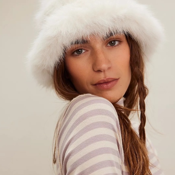 Free People X Unreal Fur Ice Queen Hat White One Size